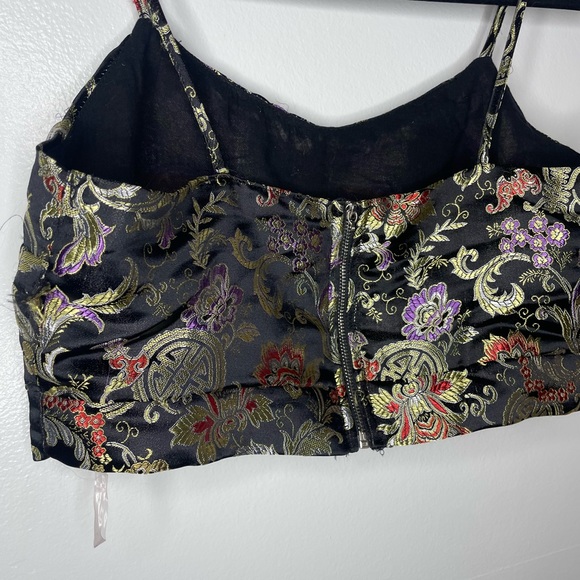 Crop top black with designs - Picture 5 of 5